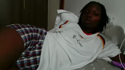 nightnurse2030 online show from 11/27/25, 01:02