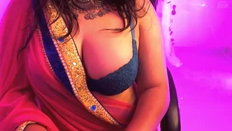 nightqueen107446 online show from 02/17/25, 05:14