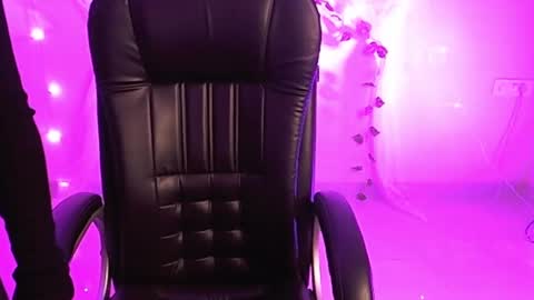 nightqueen107446 online show from 02/22/25, 05:12