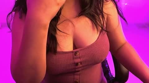 nightqueen107446 online show from 03/12/25, 08:19