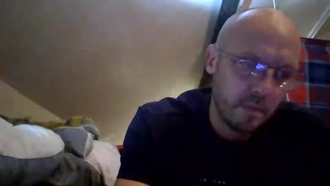 nighttime online show from 12/24/24, 06:39