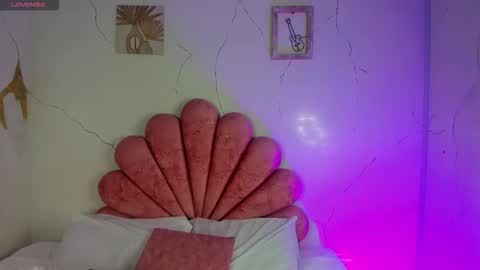 Anni online show from 02/17/26, 11:00