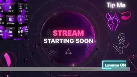 Snapshot of niickylovee chatting on 02/12/26, 12:22 Nicolle Bustamante online show from 02/12/26, 12:22