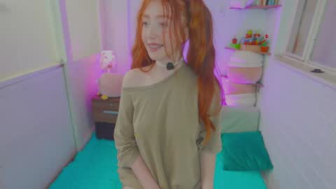 Snapshot of niilaa chatting on 03/24/26, 02:00 of Nylasweet online show from 03/24/26, 02:00