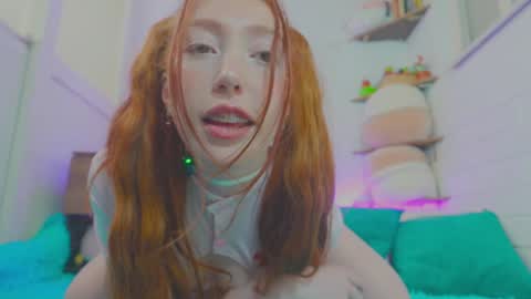 Snapshot of niilaa chatting on 03/25/26, 02:45 of Nylasweet online show from 03/25/26, 02:45