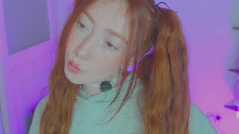 Snapshot of niilaa chatting on 03/30/26, 08:43 of Nylasweet online show from 03/30/26, 08:43