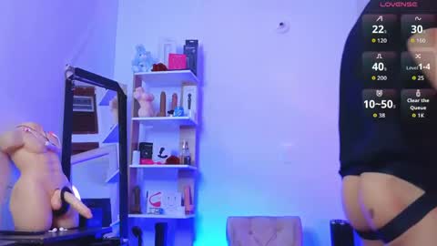 Snapshot of nijinsky_latinboy chatting on 05/12/26, 11:18 Nijinsky online show from 05/12/26, 11:18