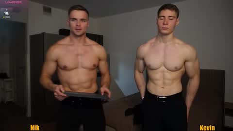 Nik online show from 10/24/25, 03:30