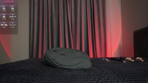 Nik online show from 02/01/26, 05:00