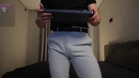 Nik online show from 02/24/26, 05:22