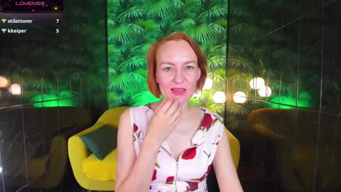 Snapshot of nika_gentle chatting on 12/04/24, 10:13 Nika online show from 12/04/24, 10:13