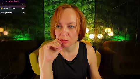 Snapshot of nika_gentle chatting on 12/10/24, 12:49 Nika online show from 12/10/24, 12:49