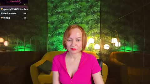 Snapshot of nika_gentle chatting on 12/12/24, 08:57 Nika online show from 12/12/24, 08:57