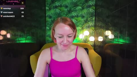 Snapshot of nika_gentle chatting on 12/13/24, 09:35 Nika online show from 12/13/24, 09:35