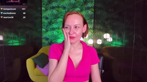 Snapshot of nika_gentle chatting on 01/10/25, 12:36 Nika online show from 01/10/25, 12:36