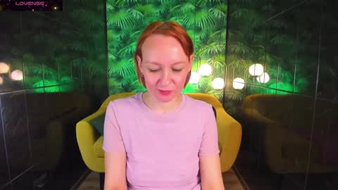 Snapshot of nika_gentle chatting on 01/11/25, 09:15 Nika online show from 01/11/25, 09:15