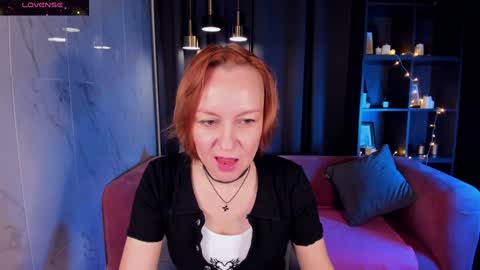 Snapshot of nika_gentle chatting on 01/13/25, 05:33 Nika online show from 01/13/25, 05:33