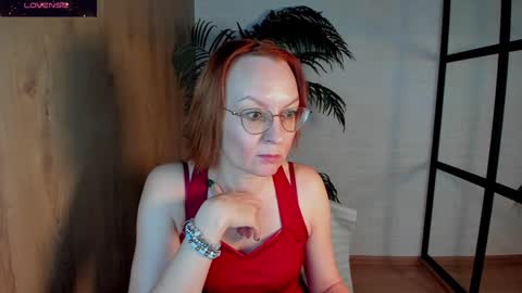 Snapshot of nika_gentle chatting on 01/27/25, 05:25 Nika online show from 01/27/25, 05:25