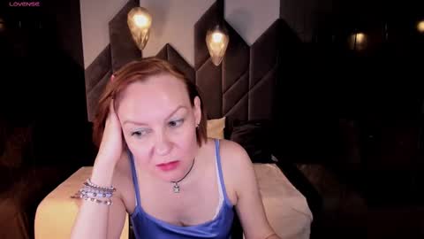 Snapshot of nika_gentle chatting on 02/28/25, 10:30 Nika online show from 02/28/25, 10:30