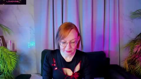 Snapshot of nika_gentle chatting on 03/07/25, 06:02 Nika online show from 03/07/25, 06:02