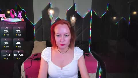 Snapshot of nika_gentle chatting on 09/29/25, 05:34 Nika online show from 09/29/25, 05:34