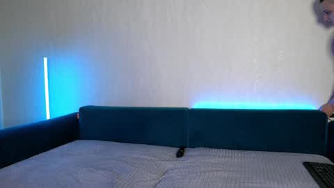 Nika and Niki online show from 03/12/26, 07:53