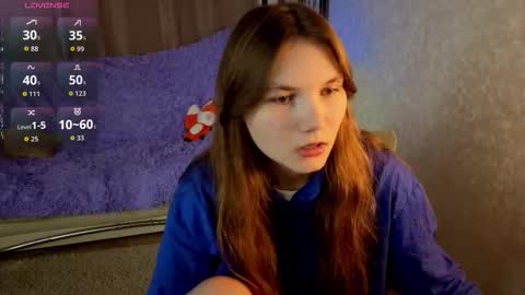 Snapshot of nika_omg chatting on 09/20/25, 07:04 Nika online show from 09/20/25, 07:04