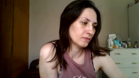 Snapshot of nika_smily chatting on 07/10/26, 05:45 nika_smily online show from 07/10/26, 05:45