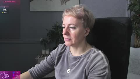 Nika online show from 12/14/24, 05:18