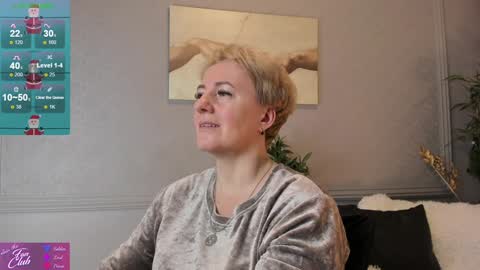 Nika online show from 12/25/24, 11:33