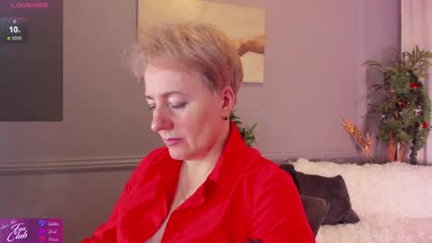 Nika online show from 01/04/25, 05:27