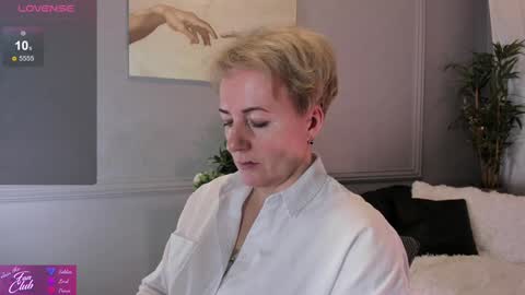 Nika online show from 01/18/25, 09:02