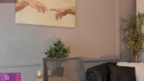 Nika online show from 02/08/25, 05:29