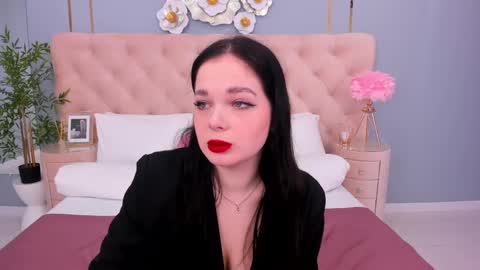 Snapshot of nikaflowers chatting on 01/20/25, 06:31 Nika online show from 01/20/25, 06:31