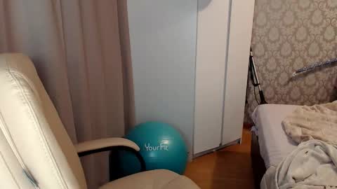 nikaking22 online show from 12/03/25, 11:52