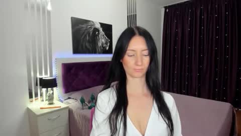 NikaLewis online show from 10/20/25, 10:38