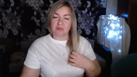 Nika online show from 01/14/26, 07:52