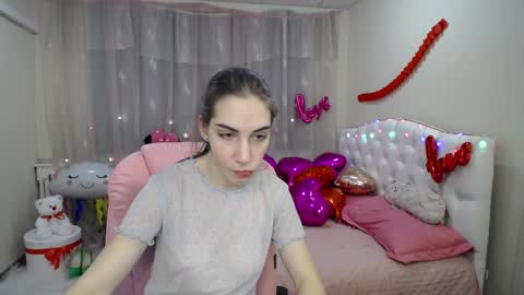 nikastarkk online show from 02/03/25, 07:21