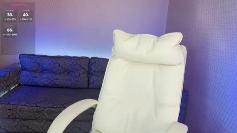 NikaStill  online show from 09/18/25, 07:10