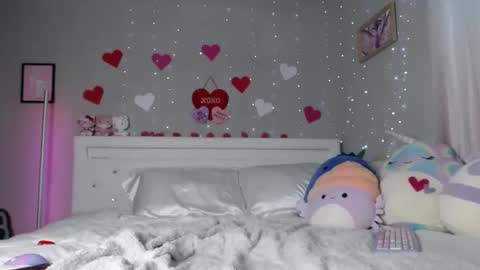 Snapshot of nikayasworld chatting on 02/17/25, 03:47 nikayasworld online show from 02/17/25, 03:47