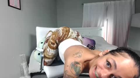 nikayasworld online show from 03/11/26, 02:17