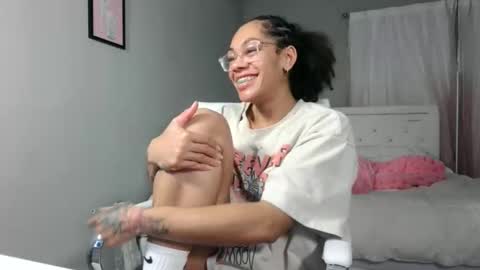 nikayasworld online show from 03/19/26, 02:15