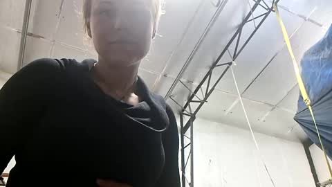 nikhannah online show from 11/02/25, 01:57