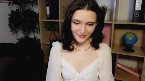 niki_cutes online show from 01/12/25, 07:43