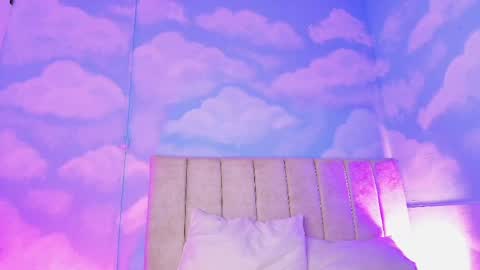    online show from 04/21/26, 02:04