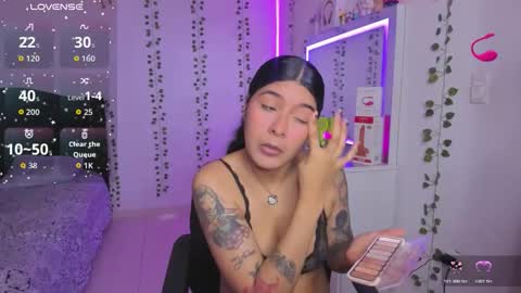 Niki online show from 03/21/26, 12:59