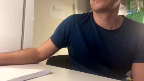 Snapshot of nikk3032 chatting on 02/03/25, 01:52 NIk online show from 02/03/25, 01:52