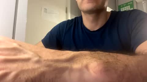 Snapshot of nikk3032 chatting on 02/06/25, 12:33 NIk online show from 02/06/25, 12:33