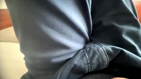 Snapshot of nikk3032 chatting on 09/15/25, 06:02 NIk online show from 09/15/25, 06:02