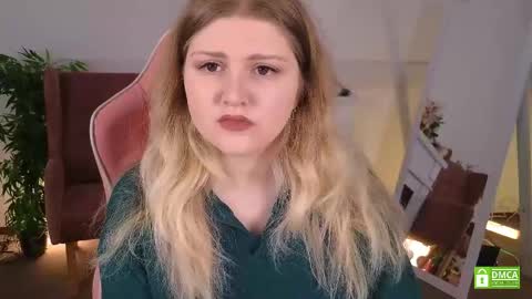 Nikki online show from 04/20/26, 05:54